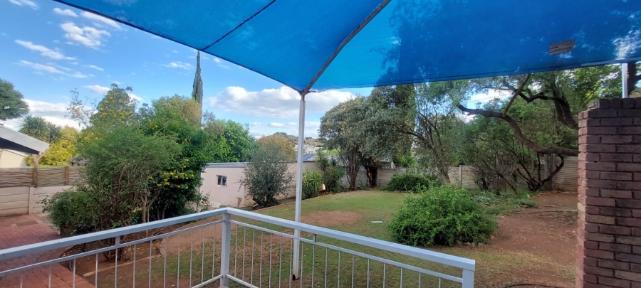 To Let 3 Bedroom Property for Rent in Pentagon Park Free State